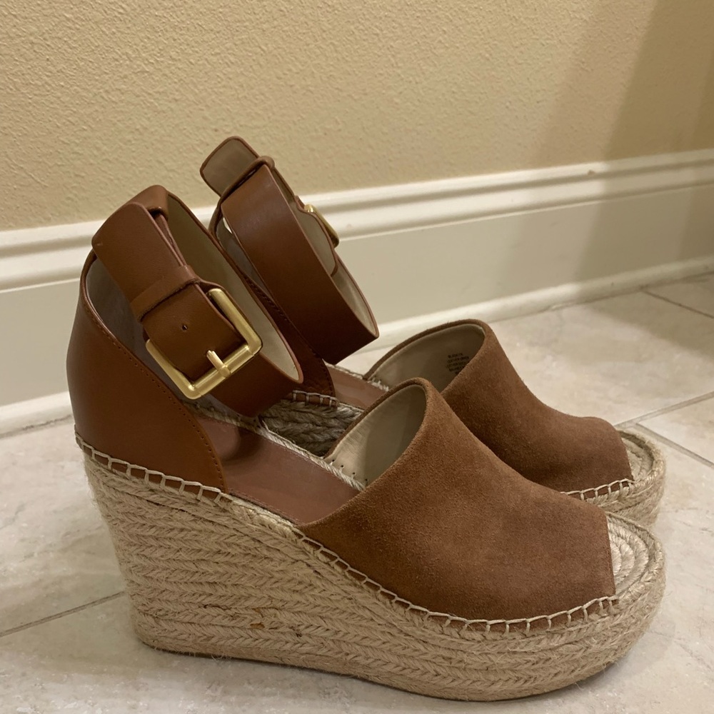 Marc Fisher espadrilles